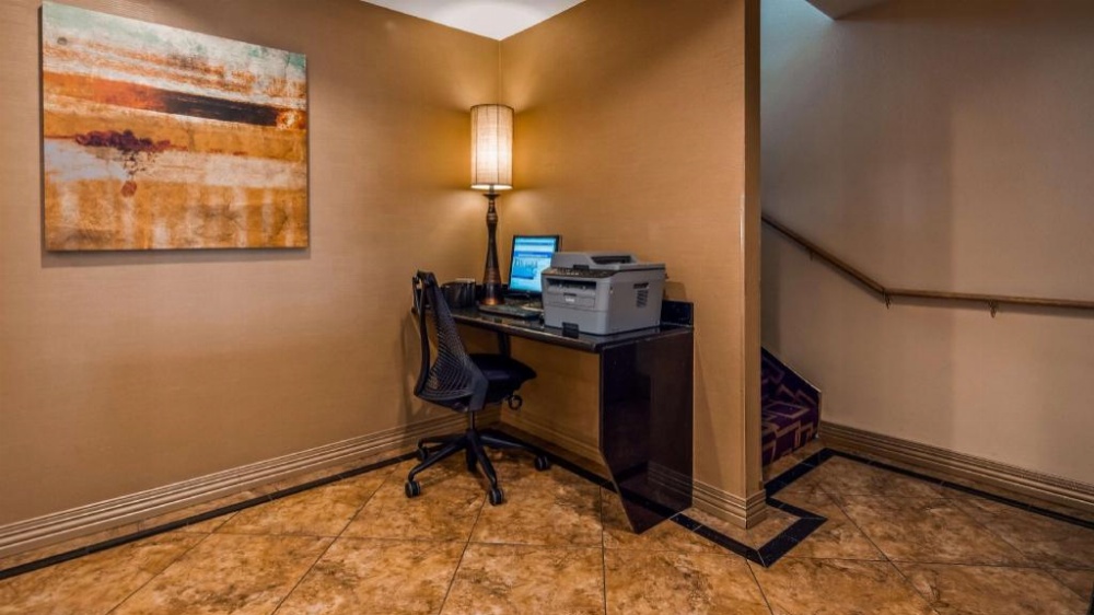 Best Western J. C. Inn Image 30