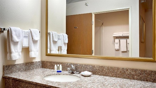 Best Western J. C. Inn image 9